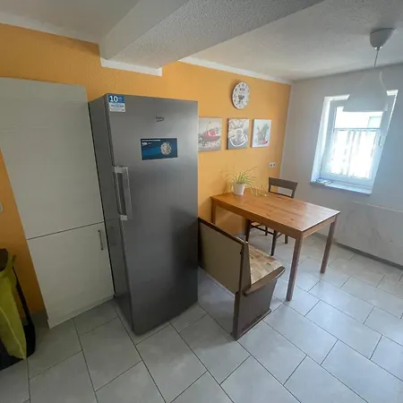 Om Exklusives Zimmer, Wlan, Geteiltes Bad Und Kueche Stadtilm