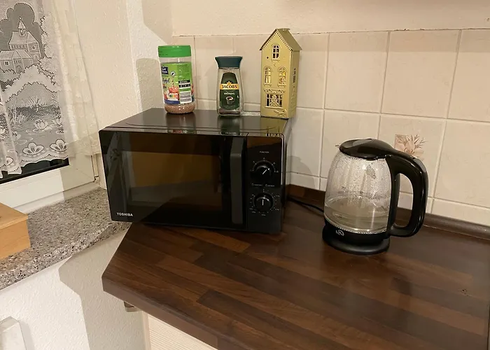 Om Exklusives Zimmer, Wlan, Geteiltes Bad Und Kueche Pansiyon Stadtilm