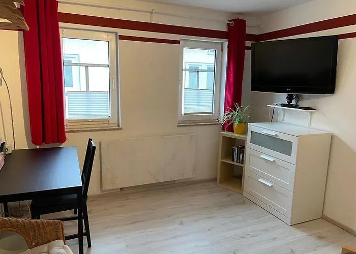 Om Exklusives Zimmer, Wlan, Geteiltes Bad Und Kueche